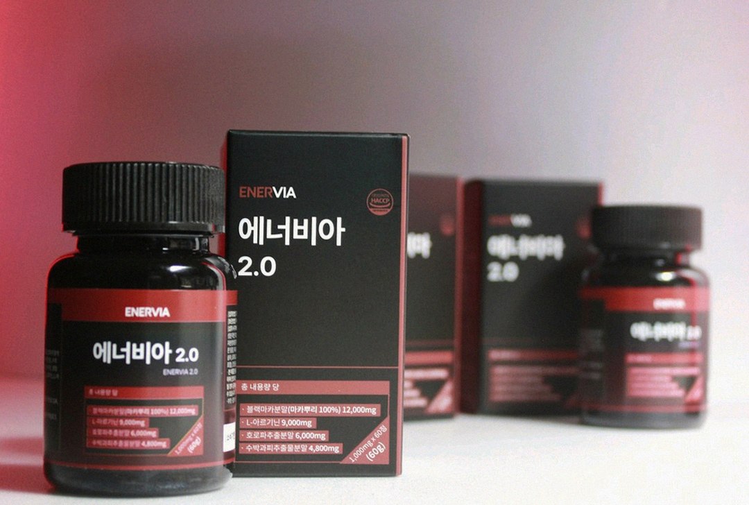 enervia 2.0 bottle on desk with winter background