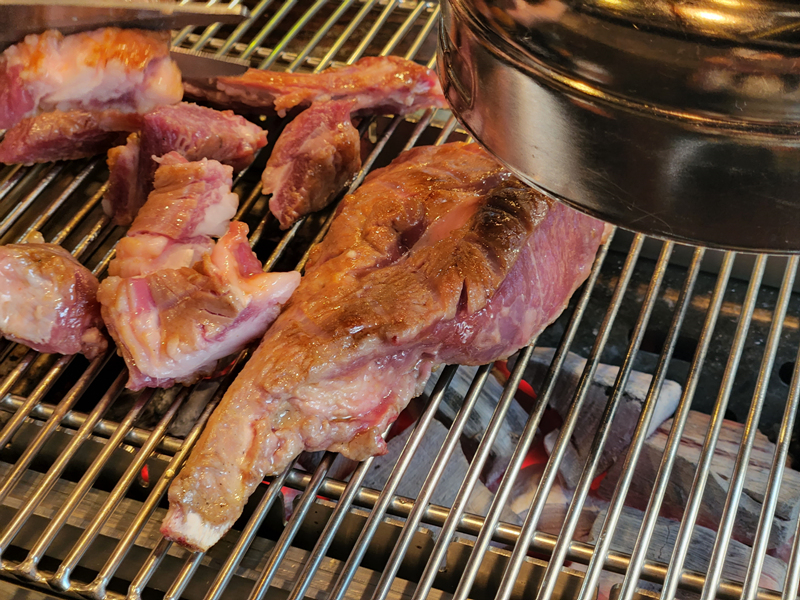 불판_위에_양왕갈비