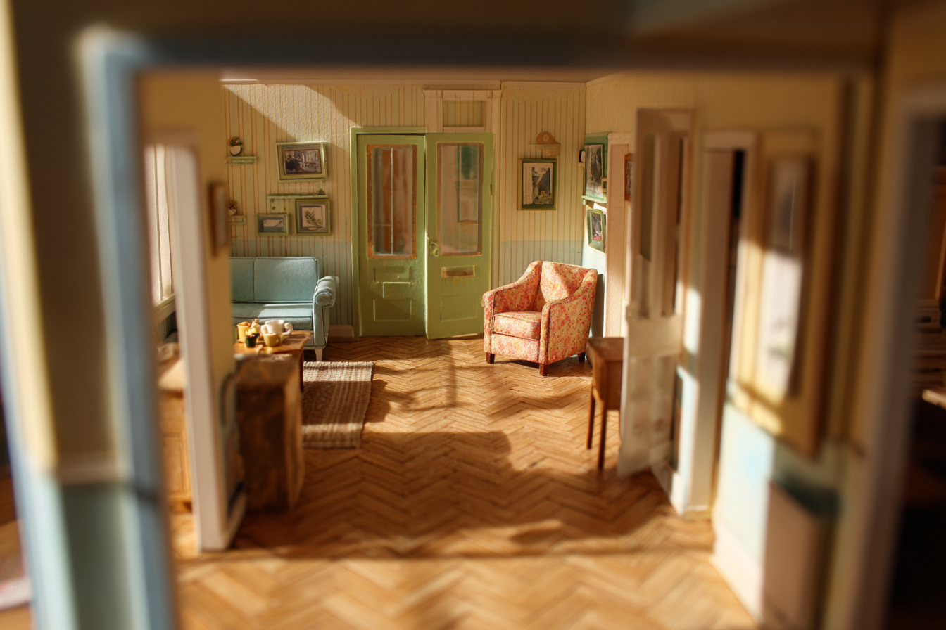 미니어처풍으로 재해석한 더 파더 장면 by pearl's review