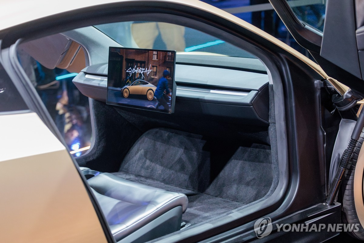 테슬라 사이버캡 공개 후 주목받는 국내 로보택시 관련주