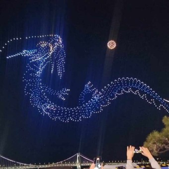 광안리 M 드론 라이트쇼
