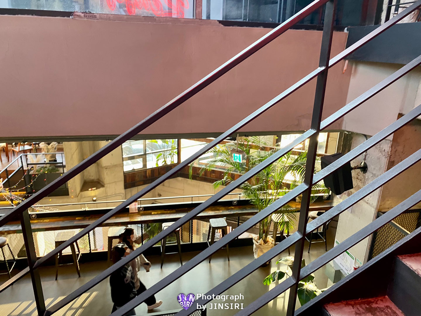 ๋ ๋ํ์ดํ ๊ณ๋จ