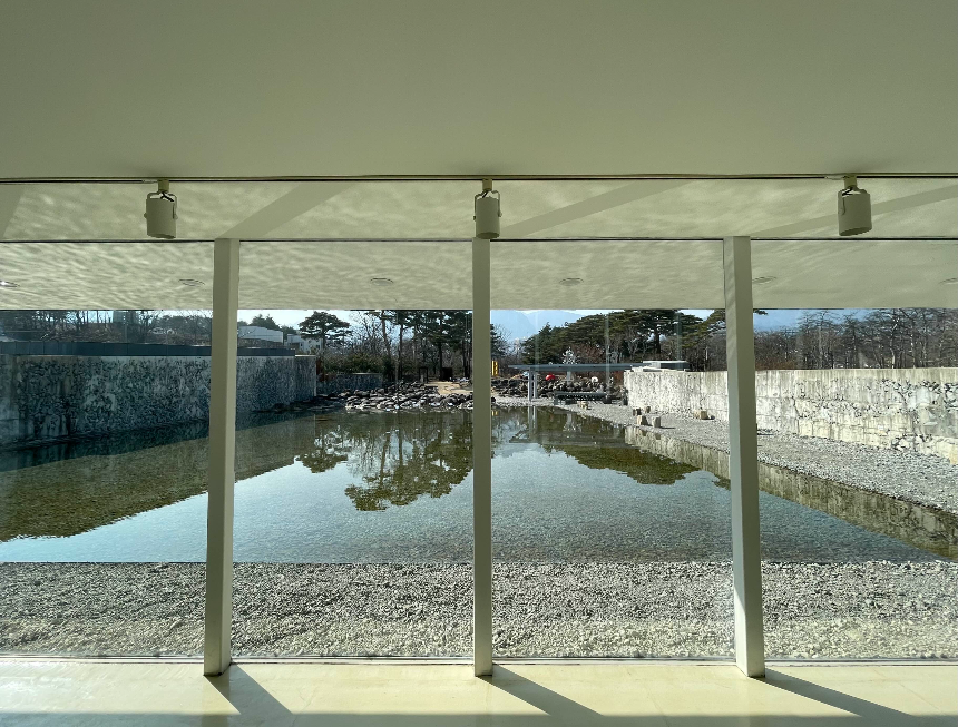 속초 바우지움 조각미술관 물의정원 전경