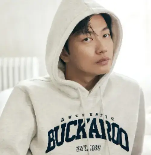 배우-이동휘-사진