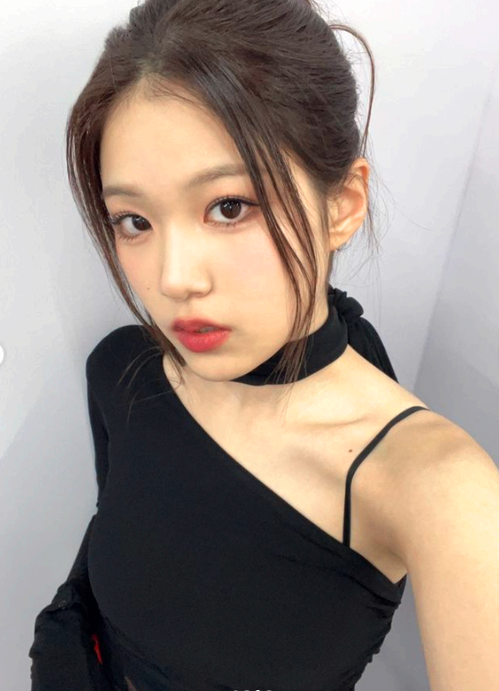 윤지윤