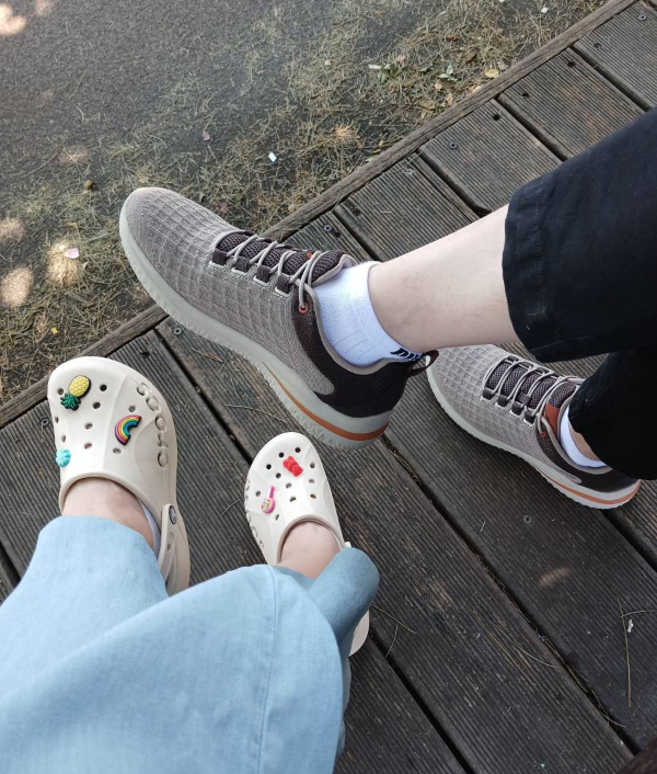 걷다가 신발 인증