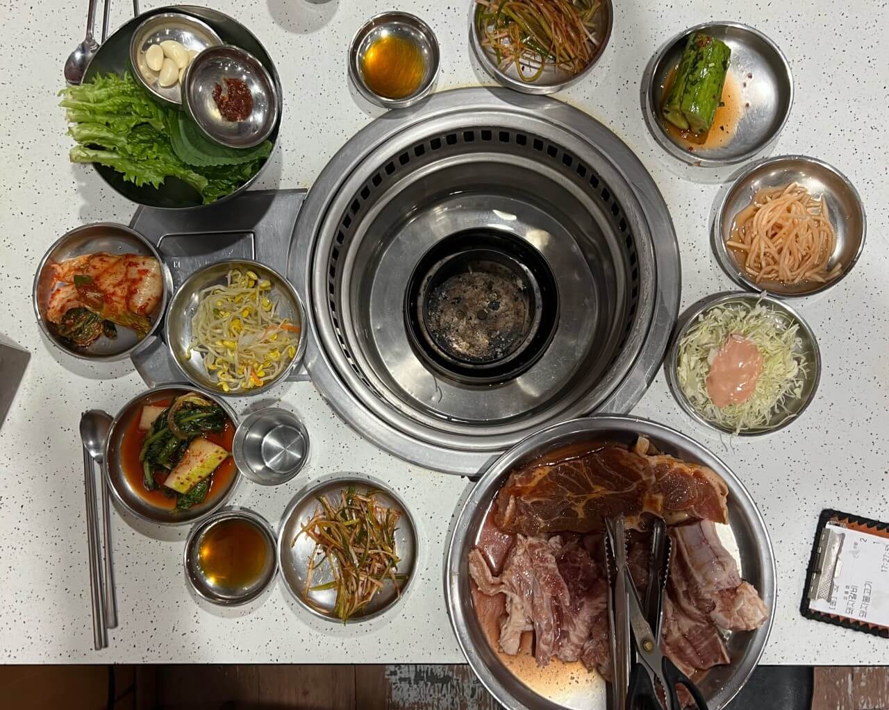 생방송투데이 3783회 외국인의 밥상 대전 중구 48년 전통 돼지갈비 한 상 맛집 대전갈비집