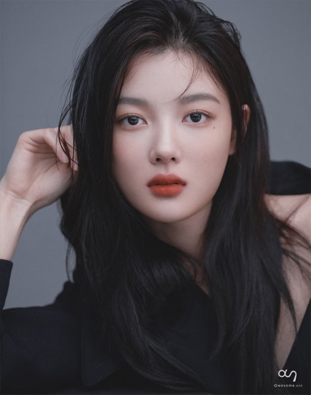 국민여배우 김유정 출생 및 커리어 알아보기