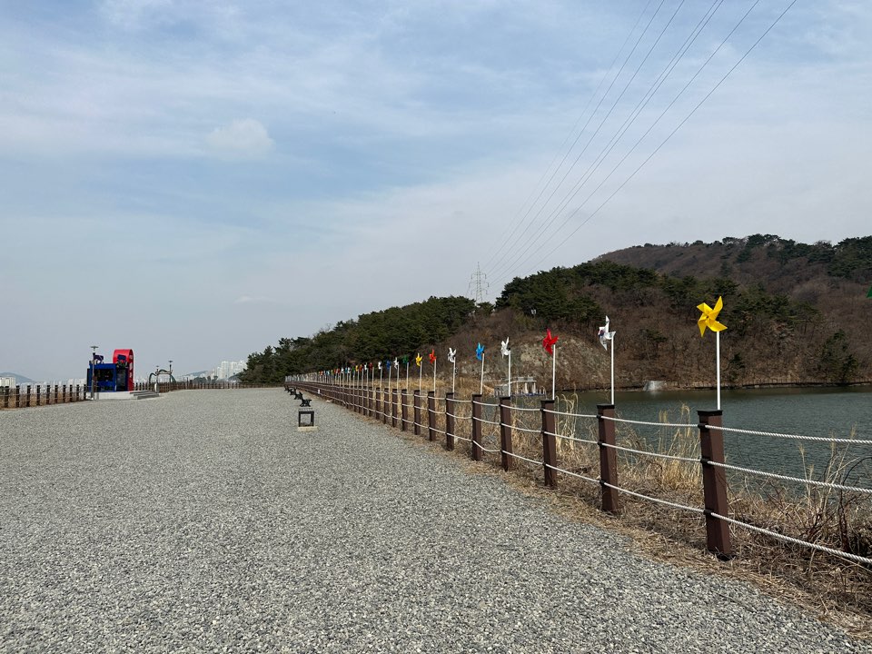 자갈길