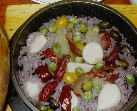 충북 단양 마늘한정식 '장다리식당'