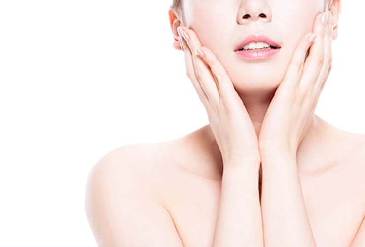 기미 없는 깨끗한 얼굴