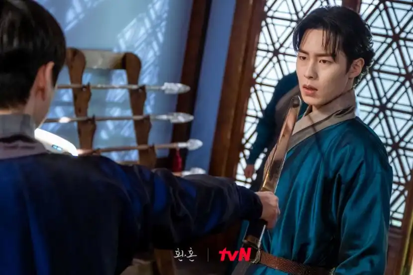 정진각 술사와 대결하는 장욱