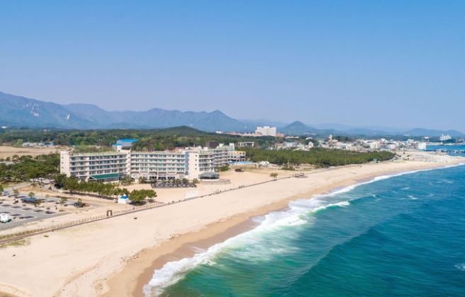 고성 해안 도로 명소에 관한 그림