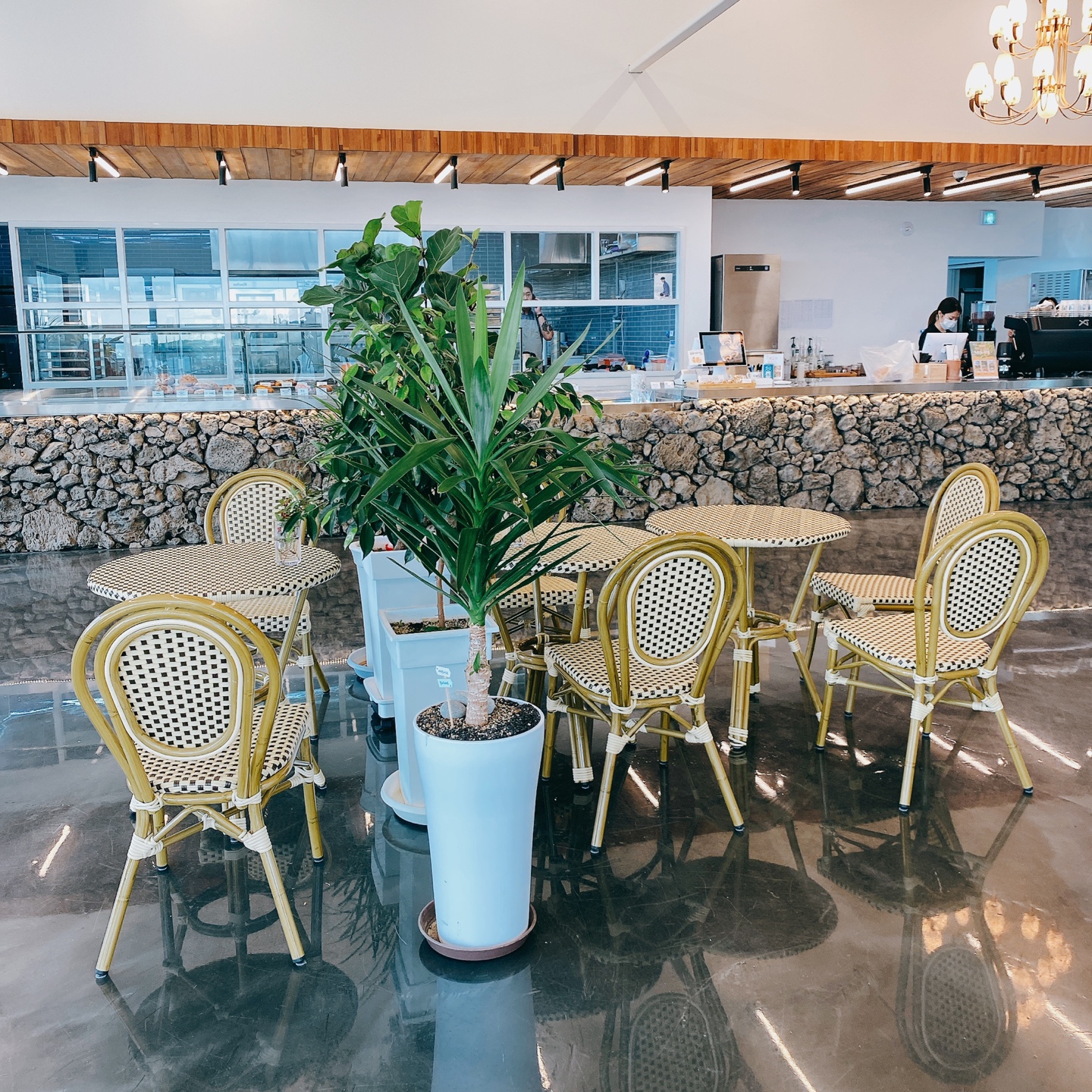 제주 애월 환혼 무수천계곡 트리하우스 웃뜨리 카페