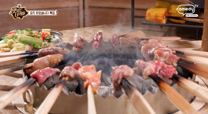 더맛있는녀석들-원시꼬치구이