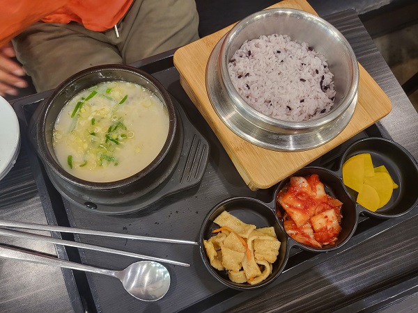 북촌순두부&amp;쭈꾸미 이마트 광교점 설렁탕 가마솥밥