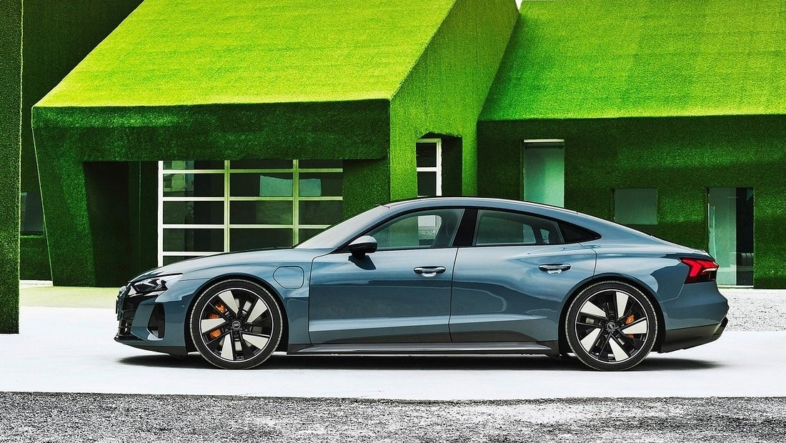 아우디 e트론 GT