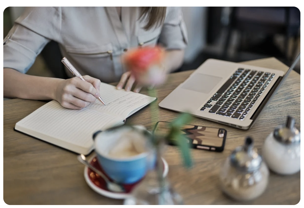 비움의 루틴 만들기: 제로 콘텐츠 데이 정기 실천 노하우