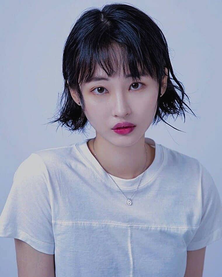 가수-겸-모델-솜혜빈