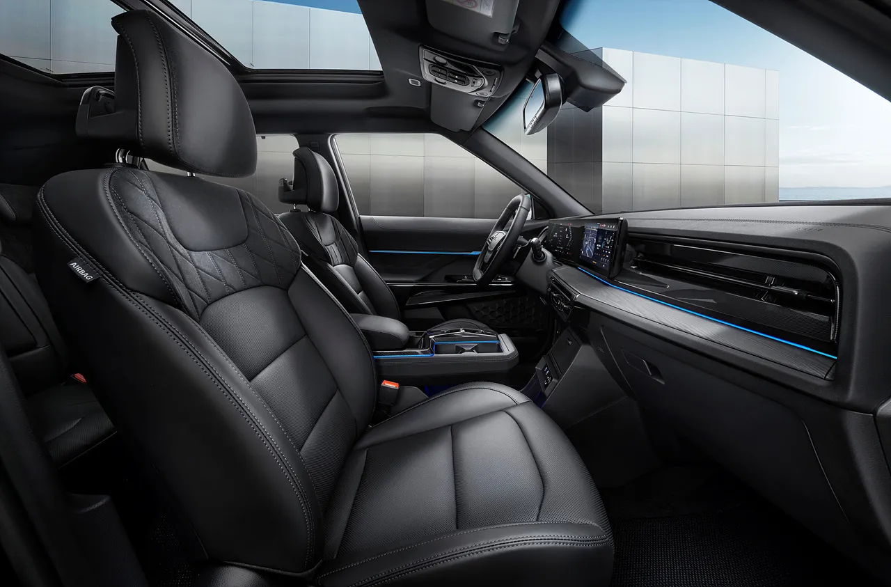 KGM 액티언 하이브리드 이미지