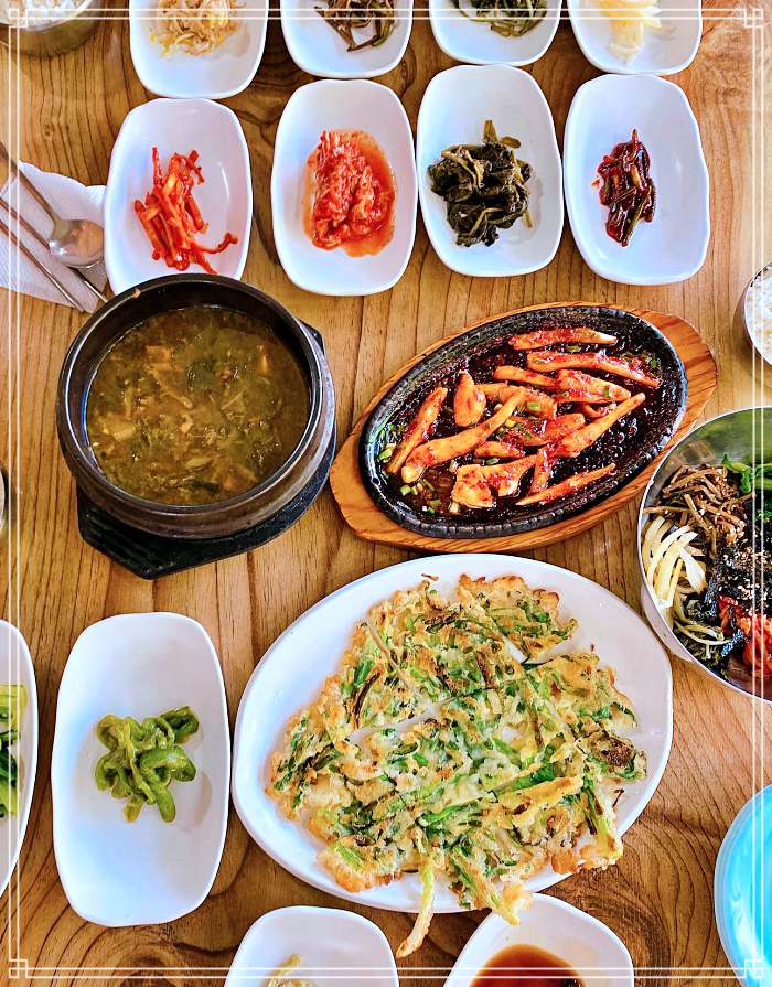 단양 구인사 맛집 10가지 넘는 밑반찬, 불고기, 버섯전골