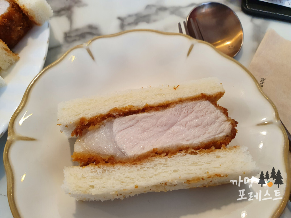 을지다락 가츠산도