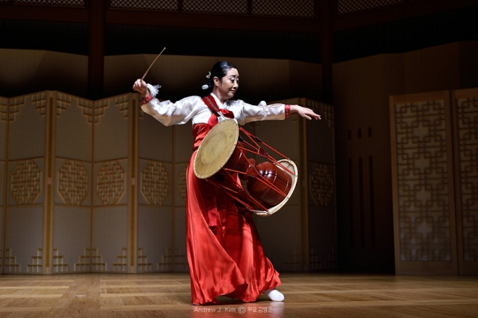 무용수 서영님의 장구춤