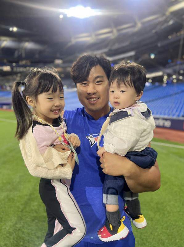 류현진 아내 배지현 아나운서