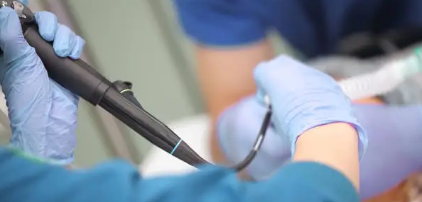 검사 돕기 간호