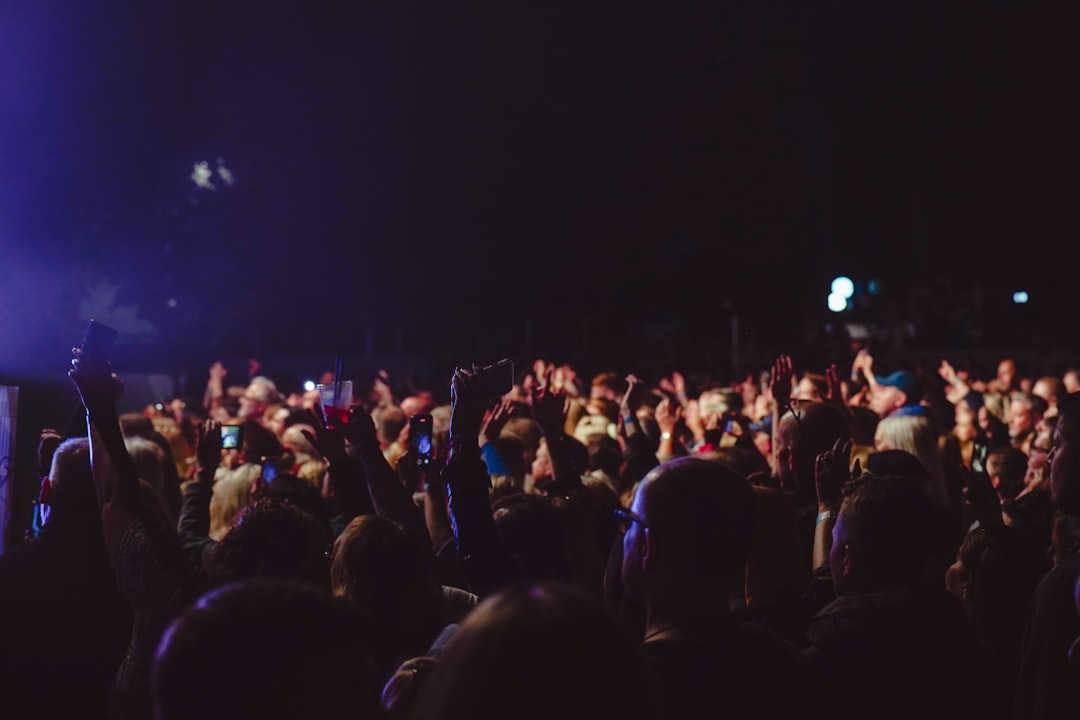 'Crowd'