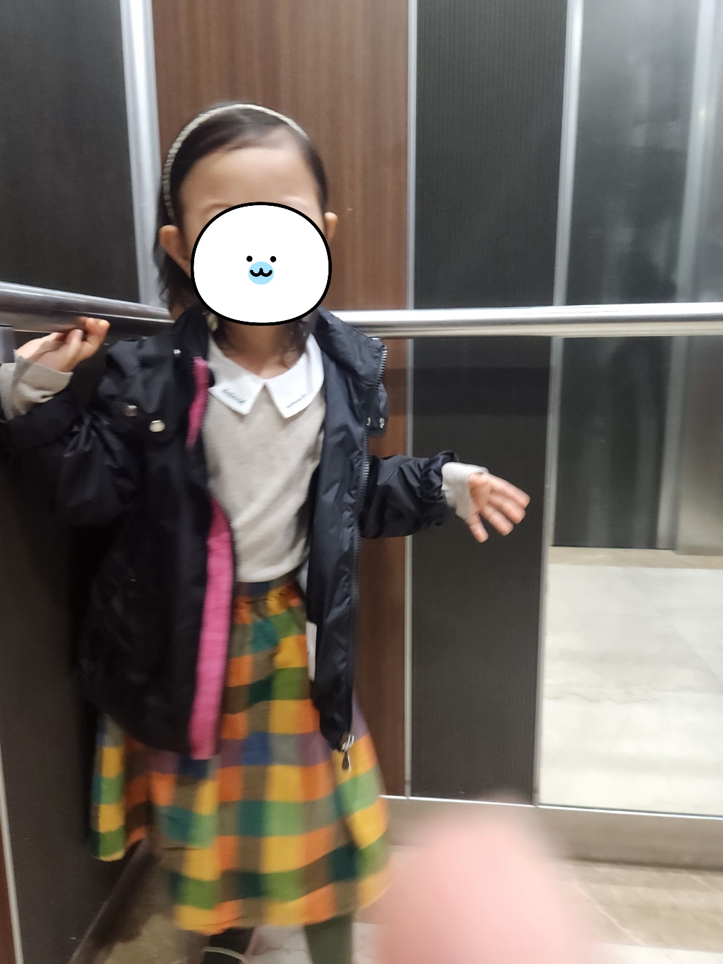 딸에게 영어이름으로 불러주자 웃고있는 모습