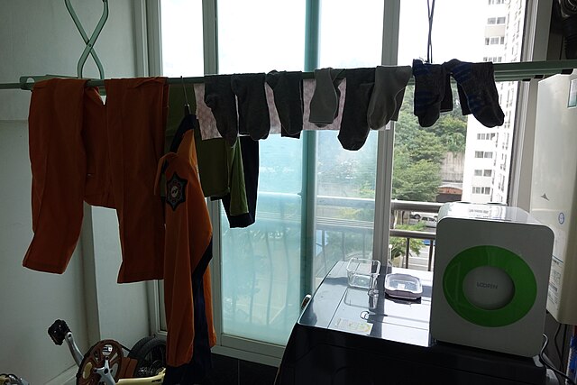 아파트 실내 빨래 건조
