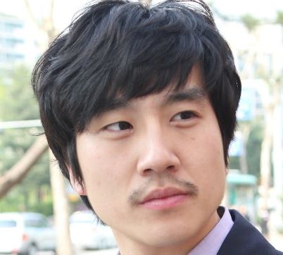 신승윤 과거 사진입니다