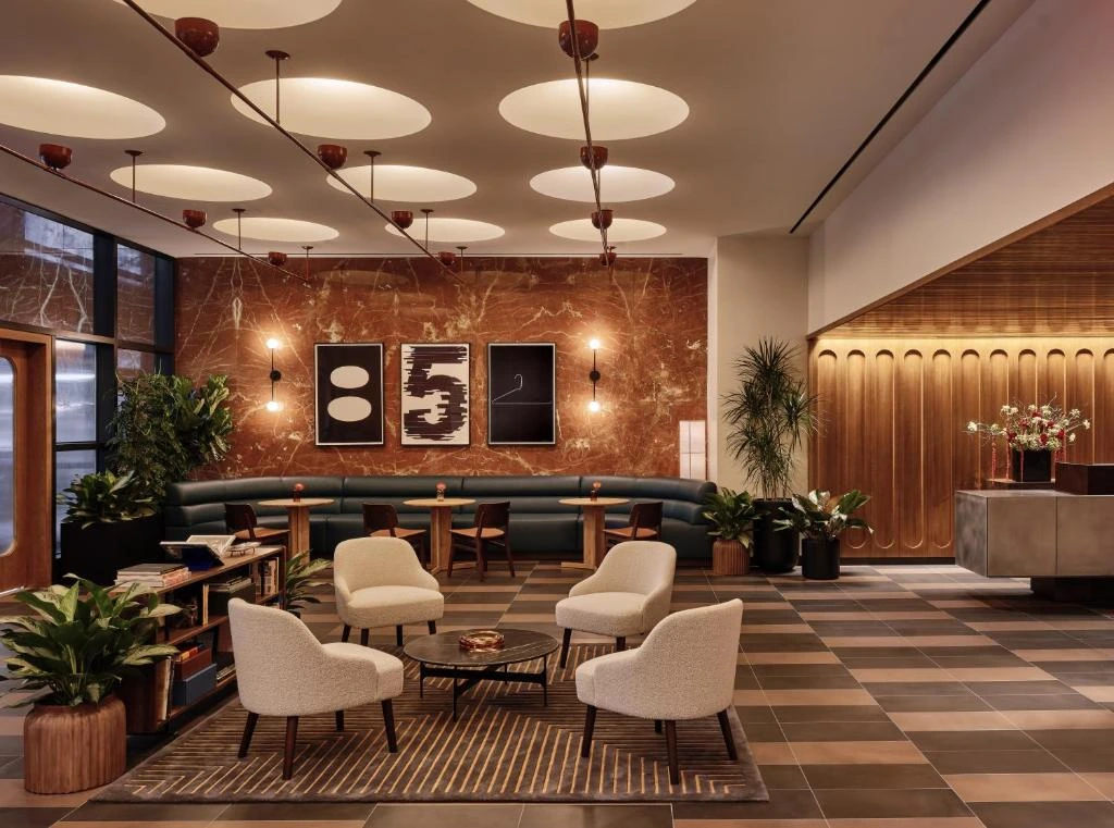 로머헬스키친_로비