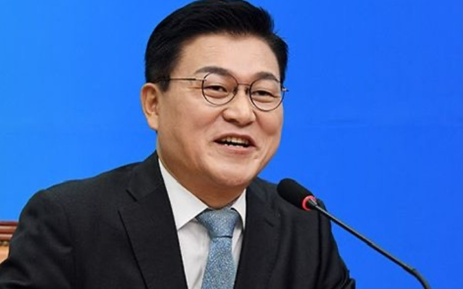 신용한 충북지사