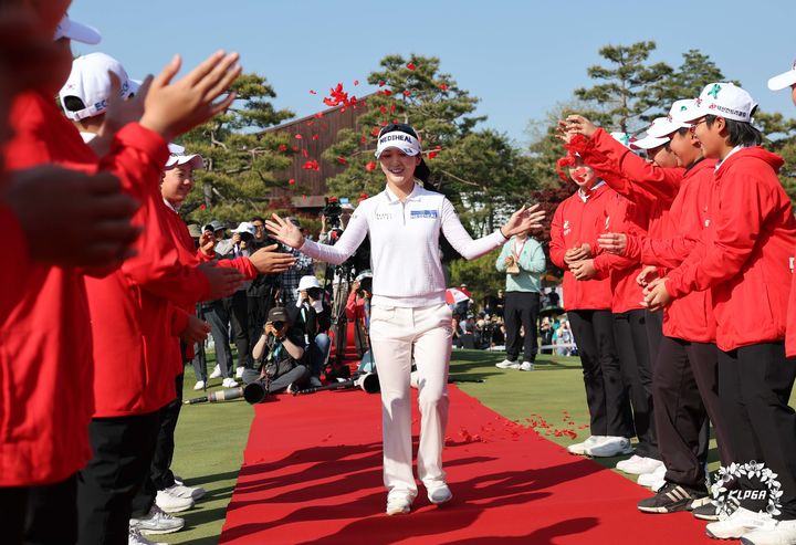 이예원 덕신 EPC 챔피언십 우승! 통산 10승 달성 및 봄의 여왕 완벽 귀환 분석