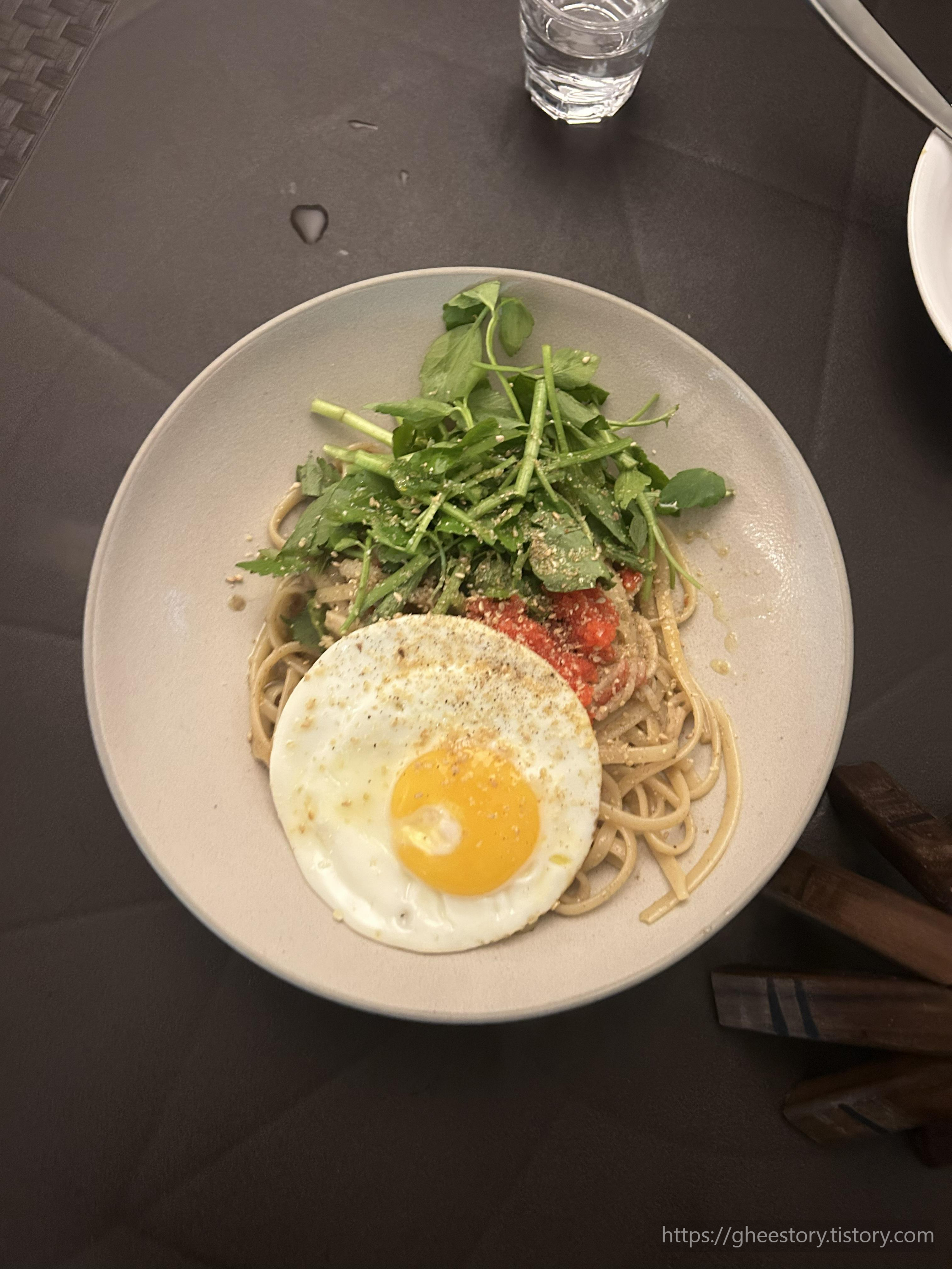 신대방삼거리역-보라매역-맛집-술집-찹찹-게내장-미나리-파스타