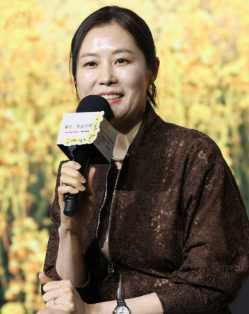 배우 문소리