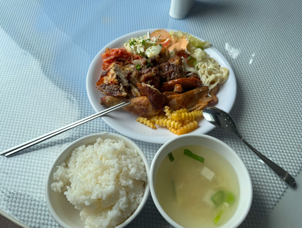 두원상선 크루즈 여객선 뷔페 이용사진