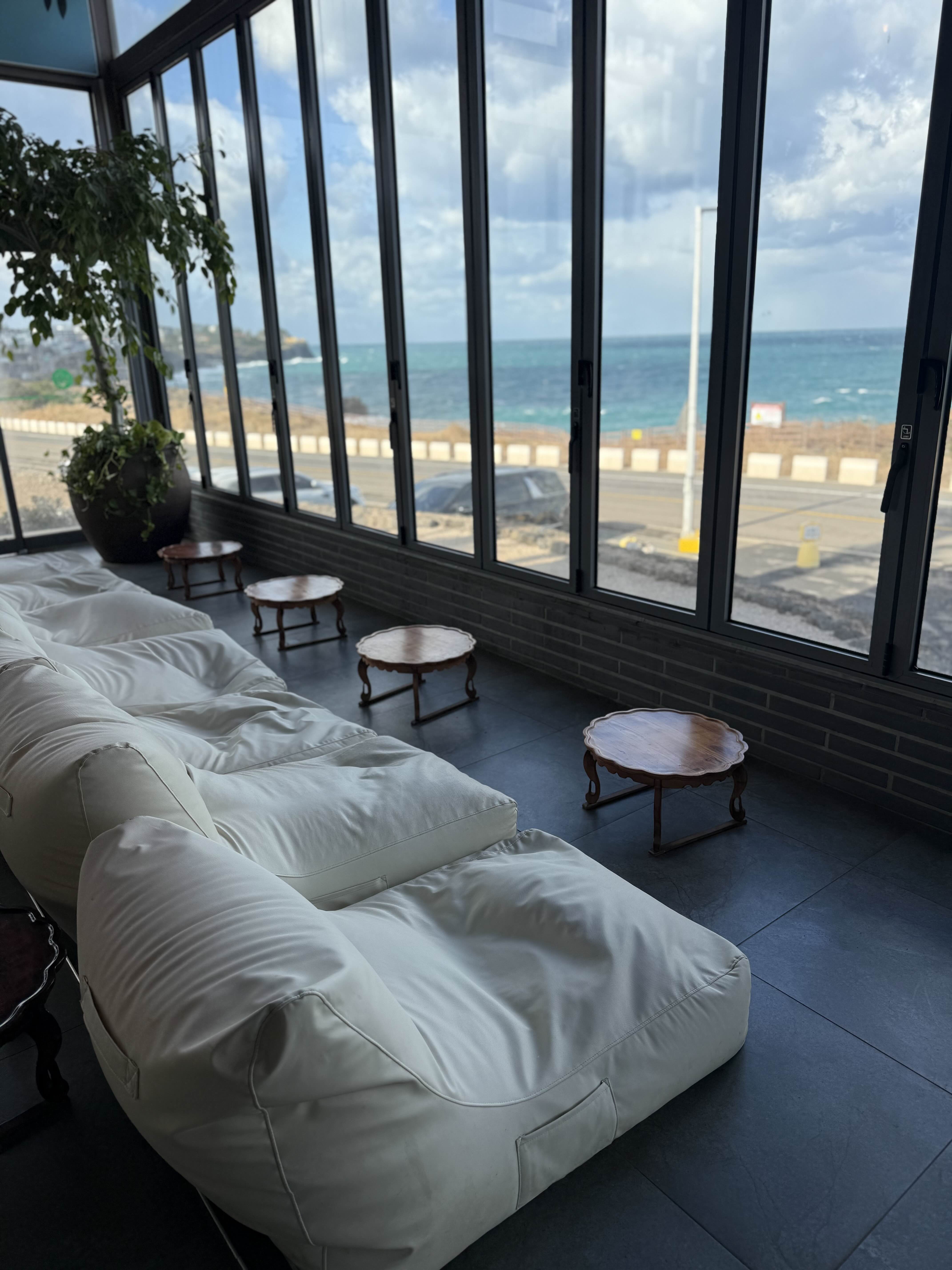 애월 노을리 카페