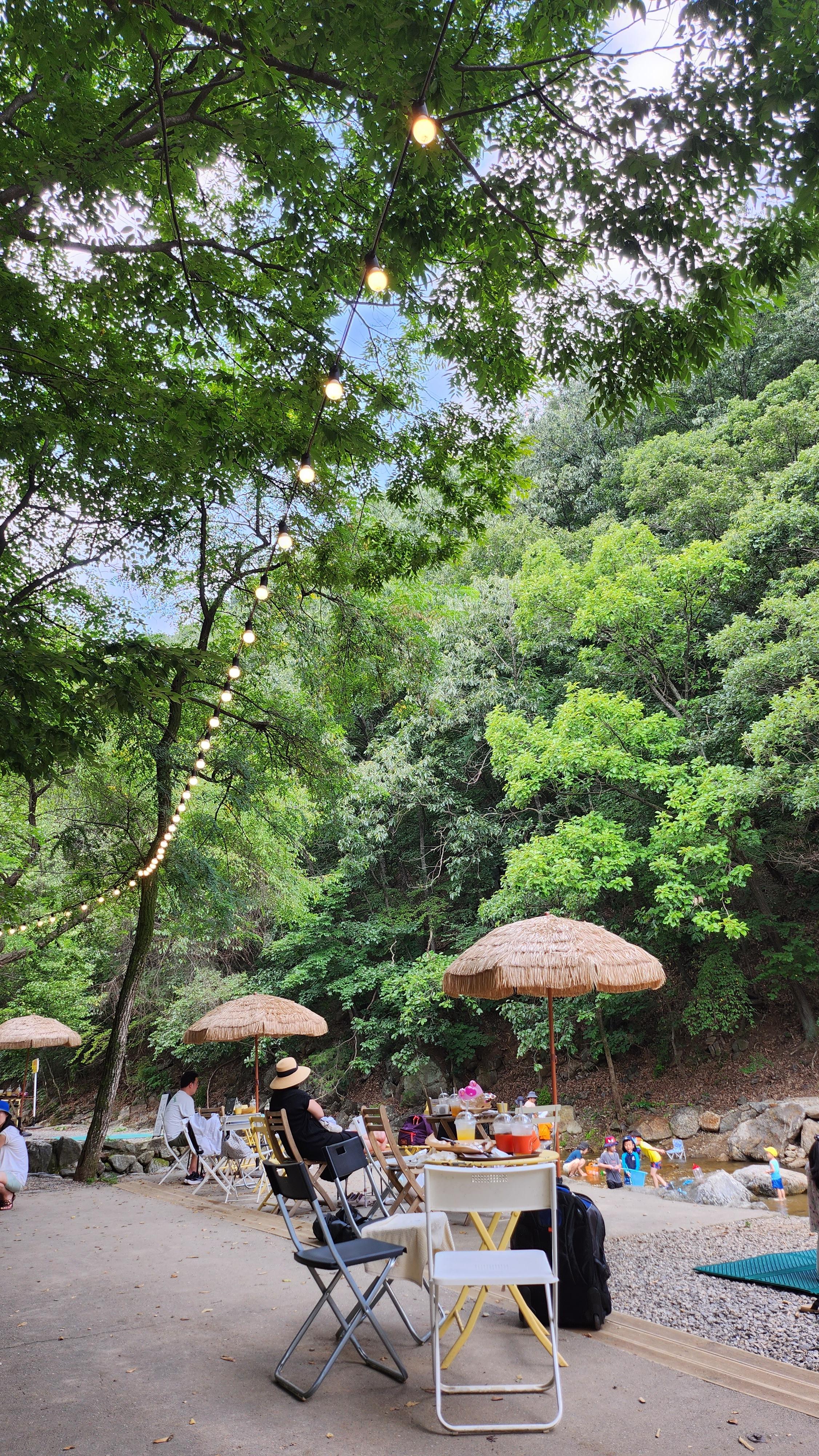 개울테라스 계곡풍경