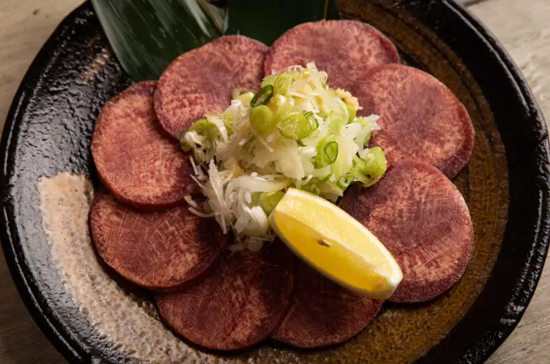 모토이시-송천점-우설