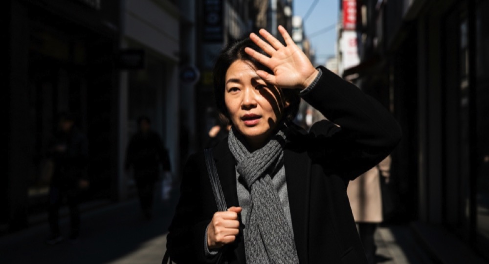 햇빛 피하는 순간