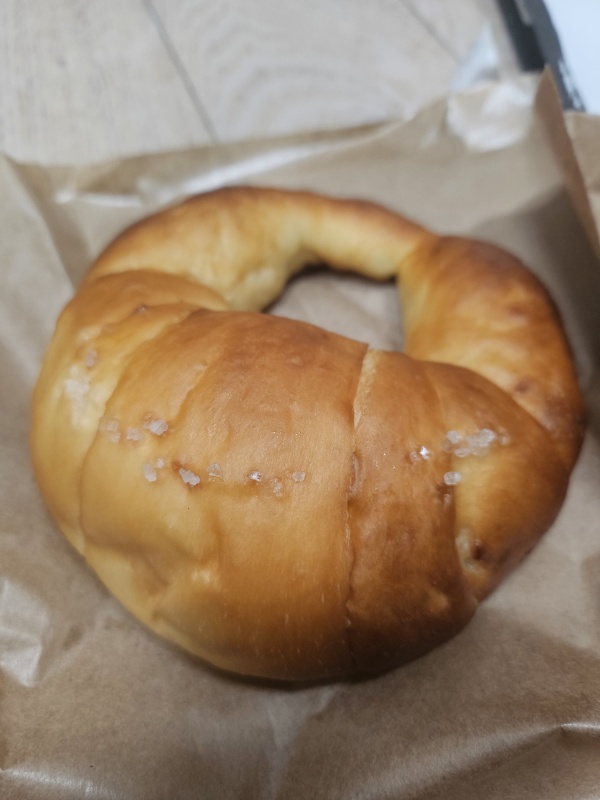 신세계백화점-스위트파크-베통-소금빵-플레인베이글