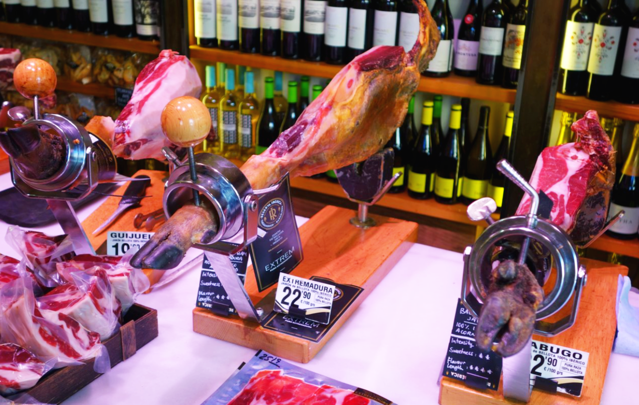 이베리코 돼지고기 뒷다리살로 만드는 하몽