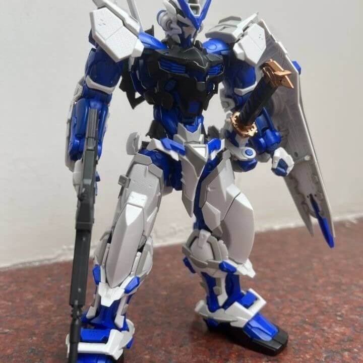 모장혼 블루프레임 건담 앞 모습2