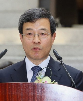 이동원 대법관 프로필