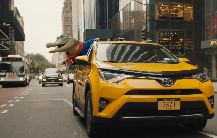 가족과-함께-여행을-떠나는-라일-라일-크로커다일