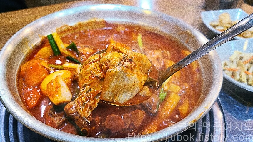개성옛닭-닭볶음탕-닭고기