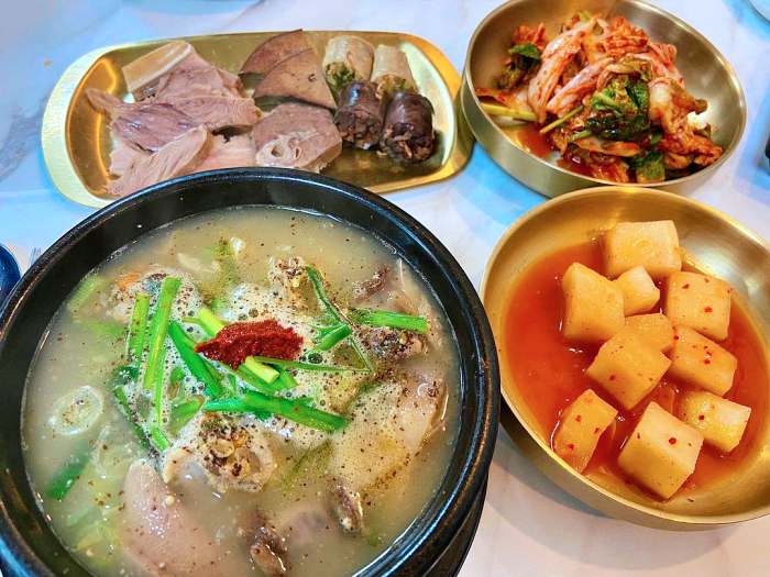 생방송투데이 경기 광주 장지동 고사리 얼큰 순대국 눈꽃 차돌 곱창 순대전골 맛집